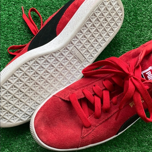 Like New Red Suede Pumas - Picture 4 of 4